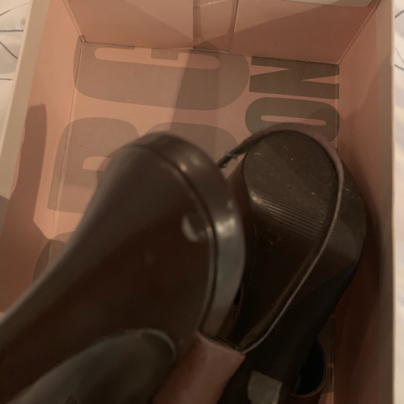 BCBG Ambra heels with turquoise - Picture 3 of 5